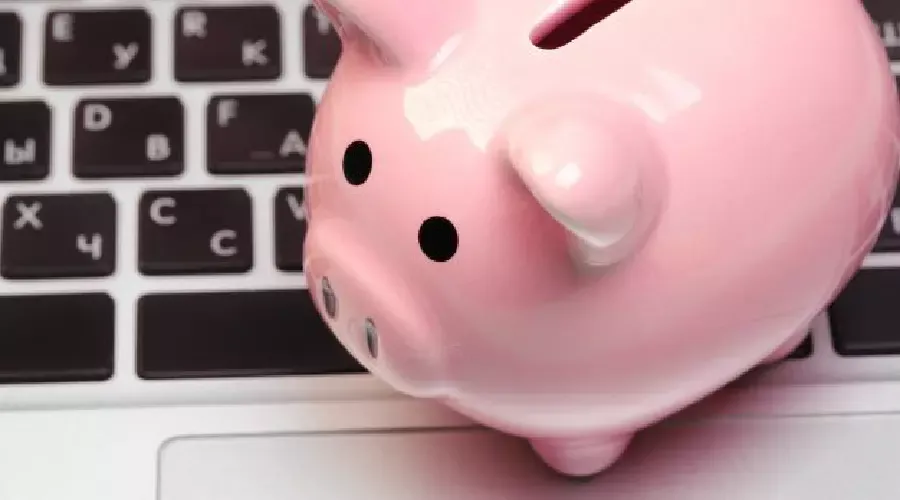 como-ahorrar-con-datacrm.webp