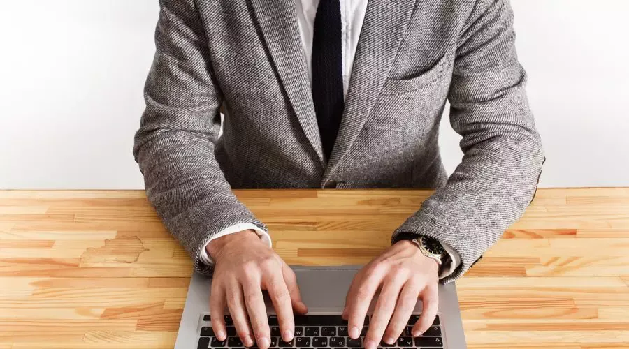 crm-a-la-medida-de-tus-empleados.webp
