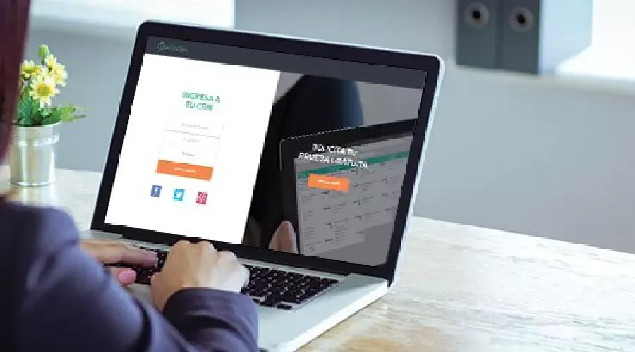 sistema-de-crm.webp